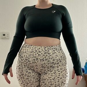 Dark Green Long sleeve GymShark Top with Thumb Holes